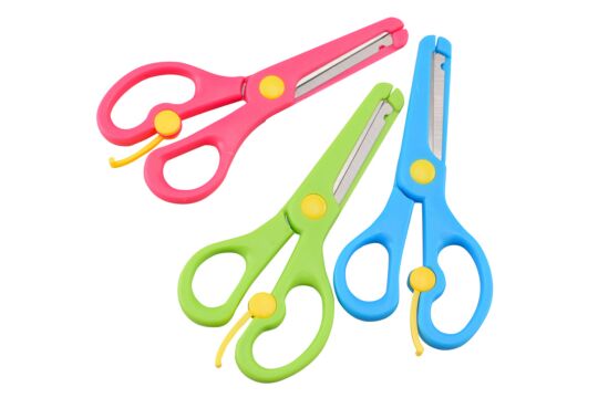 Kinderschere mit Feder